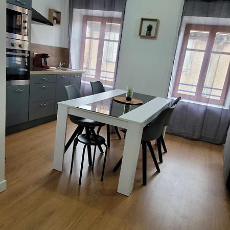 Charmant T3 Avec Terrasse Carcassonne Bagian luar foto